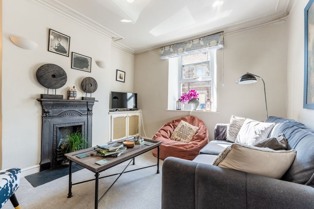 Additional image 2 of 3 bed semi-detached house for saleStanhope Street, Abergavenny NP7
