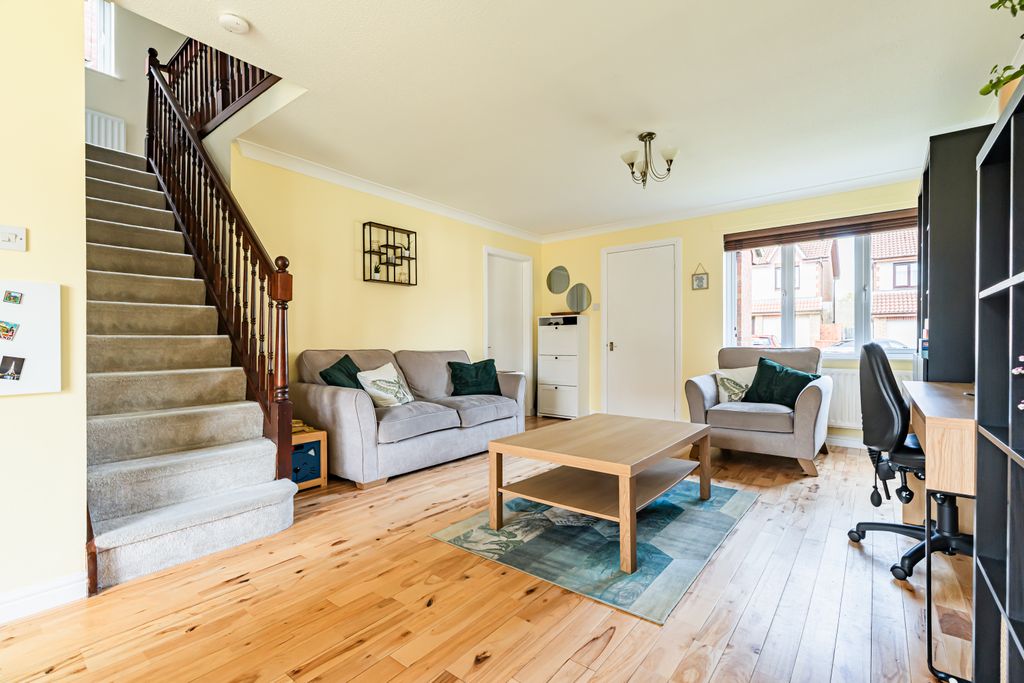 Additional image 2 of 4 bed villa for sale259 Guardwell Crescent, Edinburgh EH17