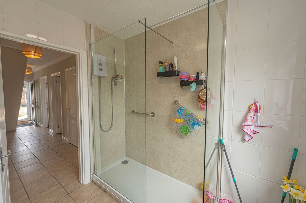 Additional image 20 of 3 bed semi-detached bungalow for saleLlangynidr Road, Beaufort NP23