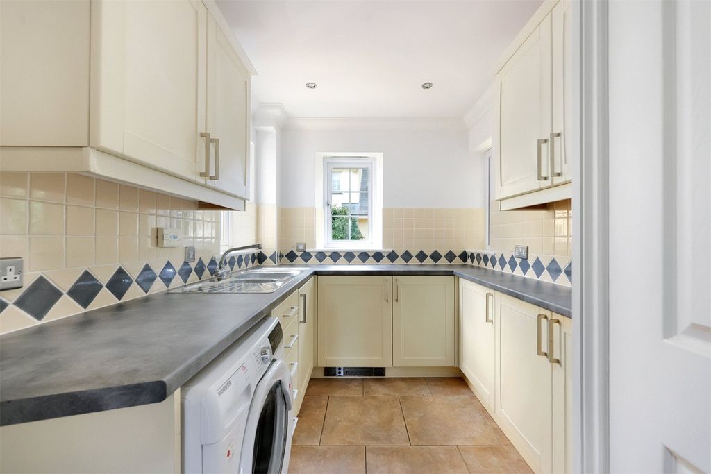 Additional image 10 of 6 bed detached house for saleTom Maddock Gardens, Ivybridge, Devon PL21