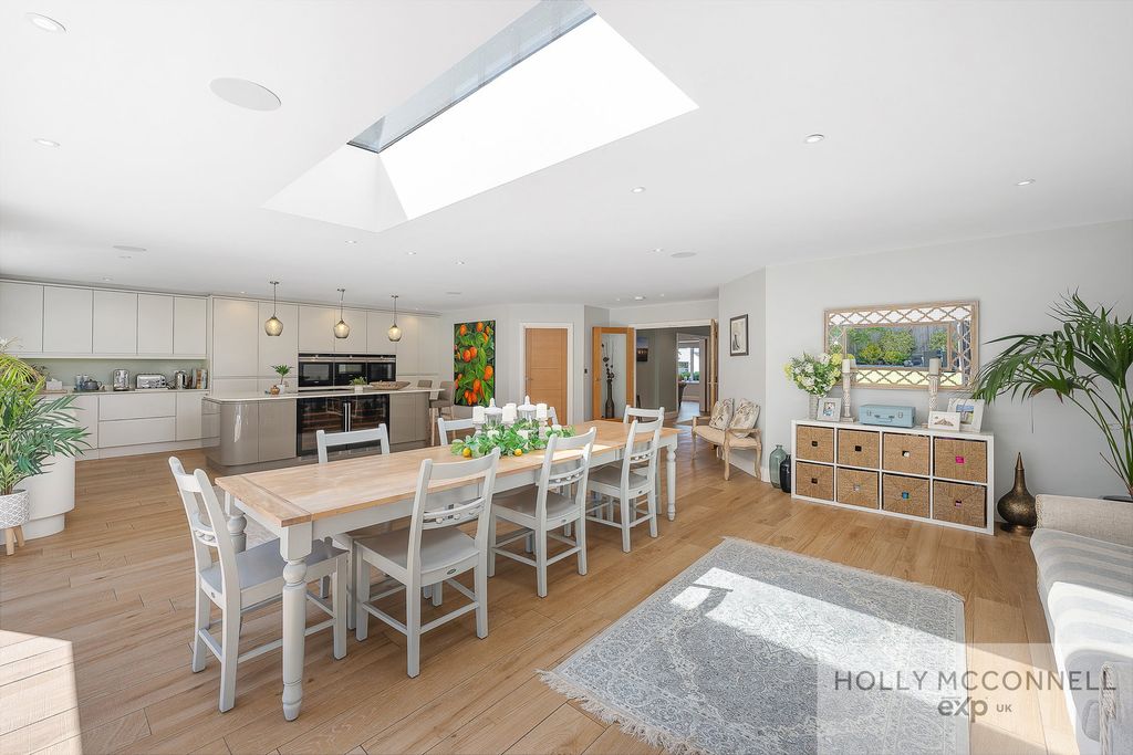 Additional image 2 of 6 bed detached house for saleBird In Hand Lane, Bromley BR1