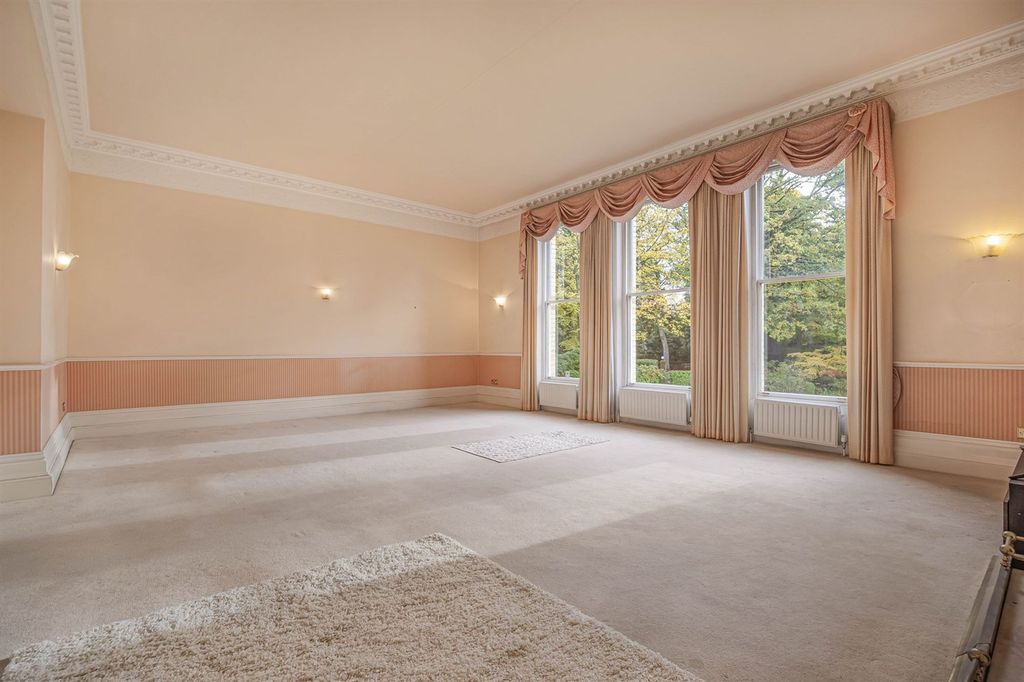 Additional image 5 of 2 bed flat for saleDevisdale Road, West Lynn Devisdale Road WA14