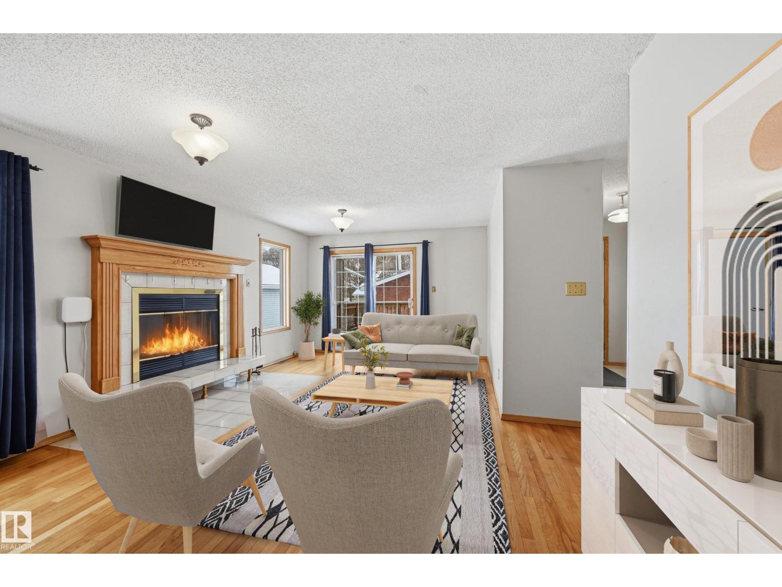 11019 126 Street NW, Edmonton, AB, T5M0P8