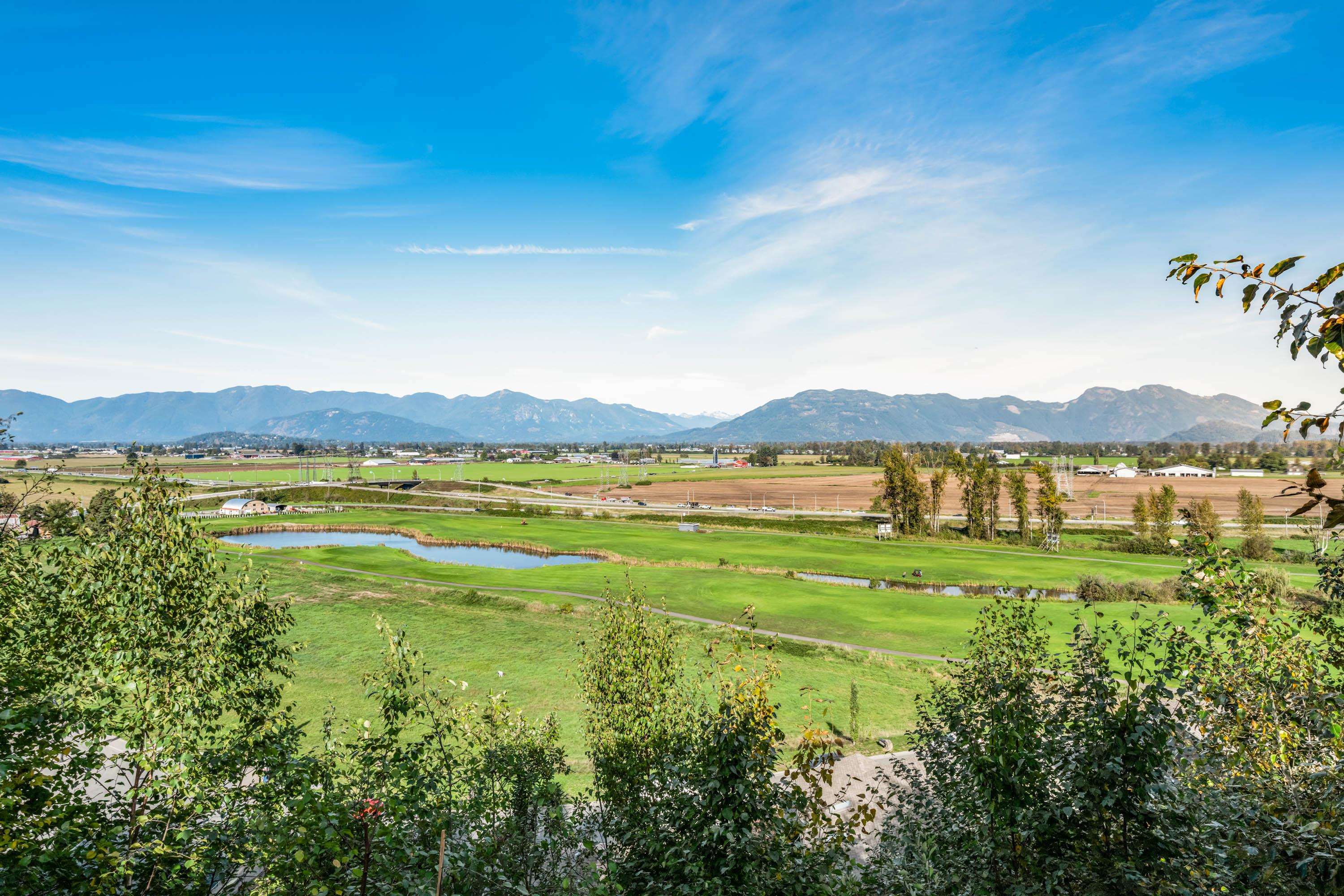 Additional image 3 of 10-50634 Ledgestone Place, Chilliwack, BC, V2P 0E7