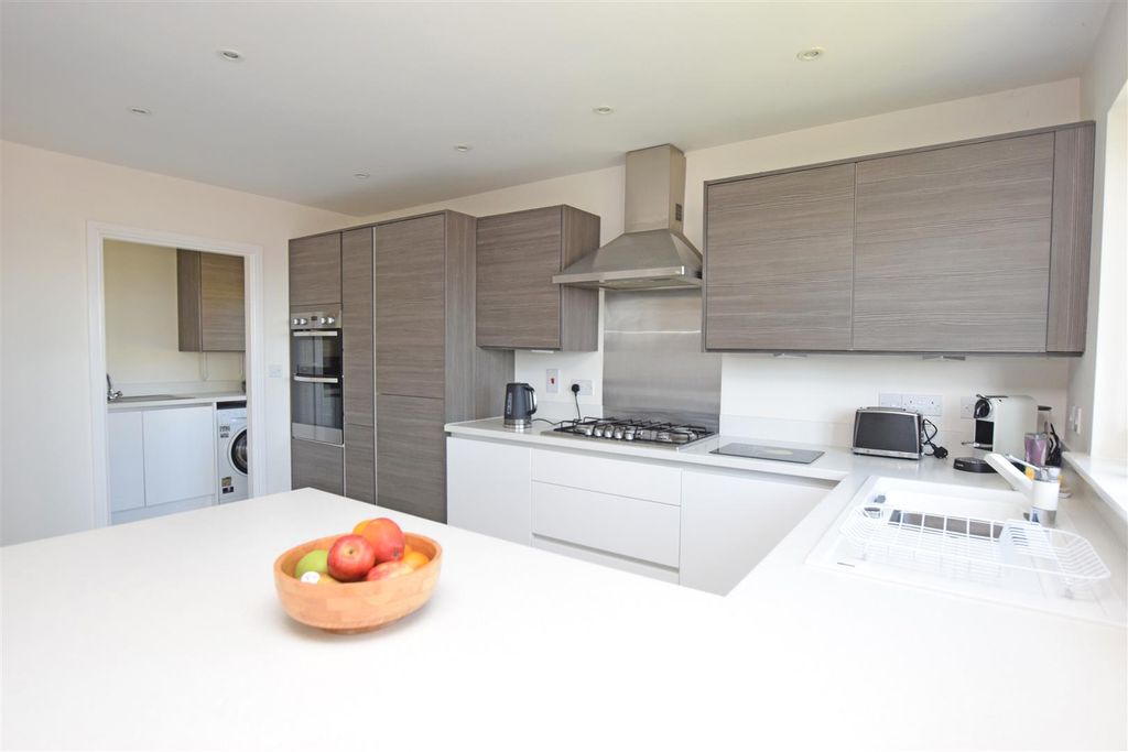 Additional image 10 of 4 bed detached house for saleLon Y Berllan, Abergele, Conwy LL22
