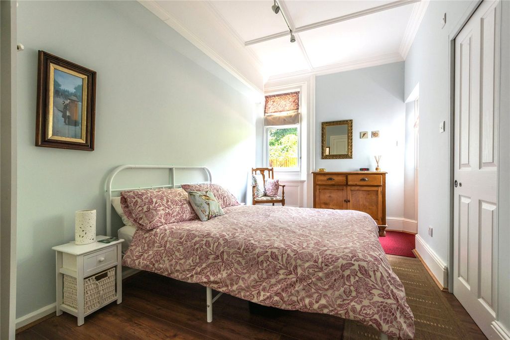 Additional image 17 of 4 bed detached house for saleThe Street, Betchworth, Surrey RH3