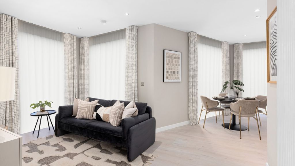 Additional image 6 of 2 bed flat for saleFrost House, Podd Street, Barking IG11
