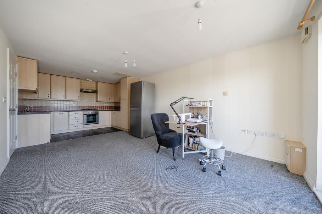 Additional image 5 of 2 bed flat for saleAudley House, Buckingham Road, Bicester, Oxfordshire OX26