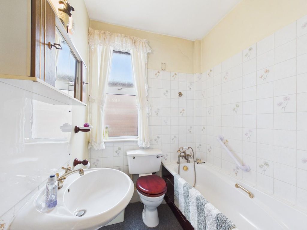 Additional image 12 of 4 bed chalet for saleHythe Road, Ashford TN24