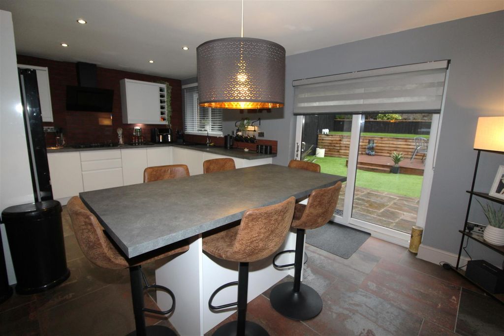 Additional image 11 of 5 bed semi-detached house for saleYnysddu, Newport NP11