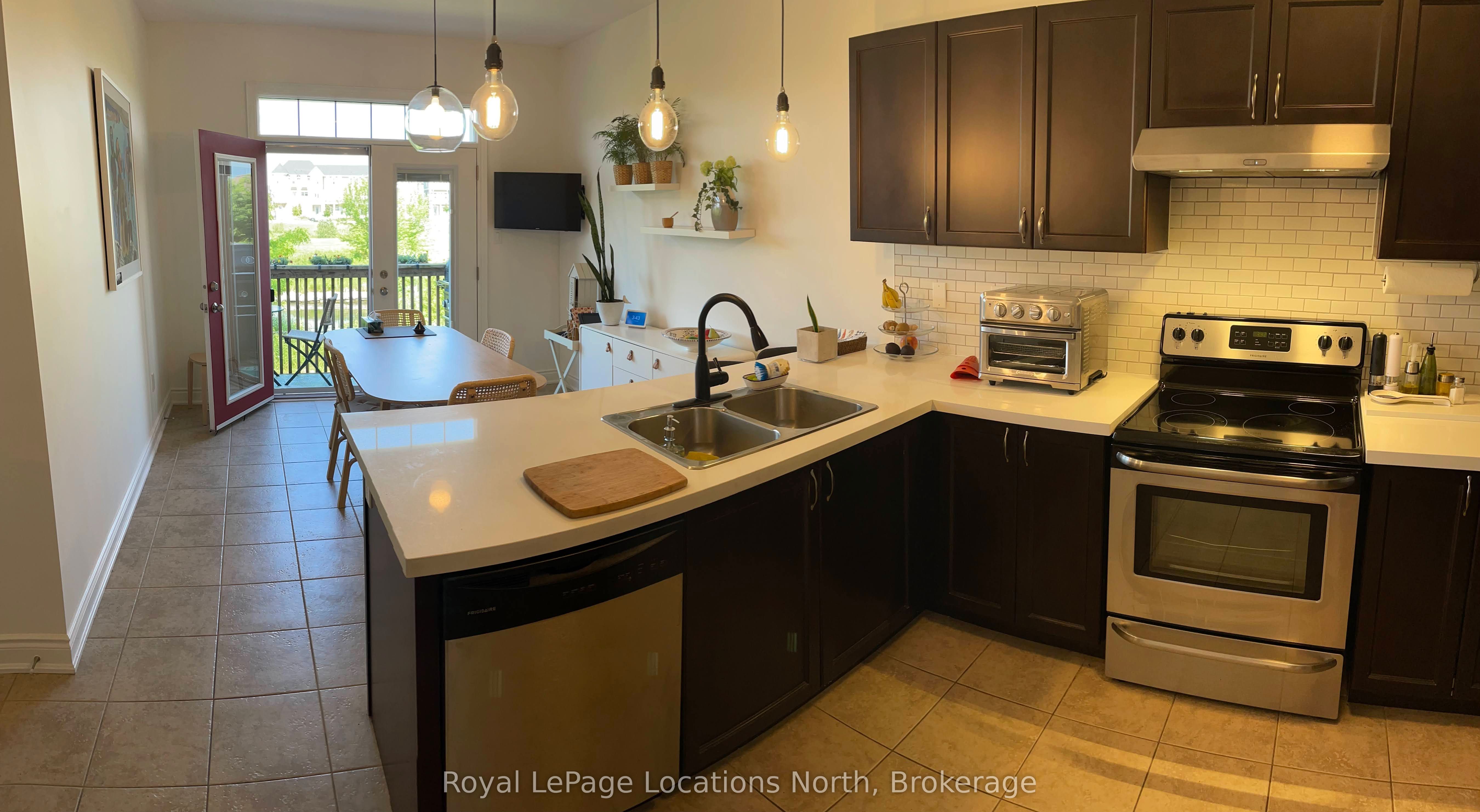 Additional image 4 of 32 Berkshire Avenue, Wasaga Beach, ON, L9Z 0G3