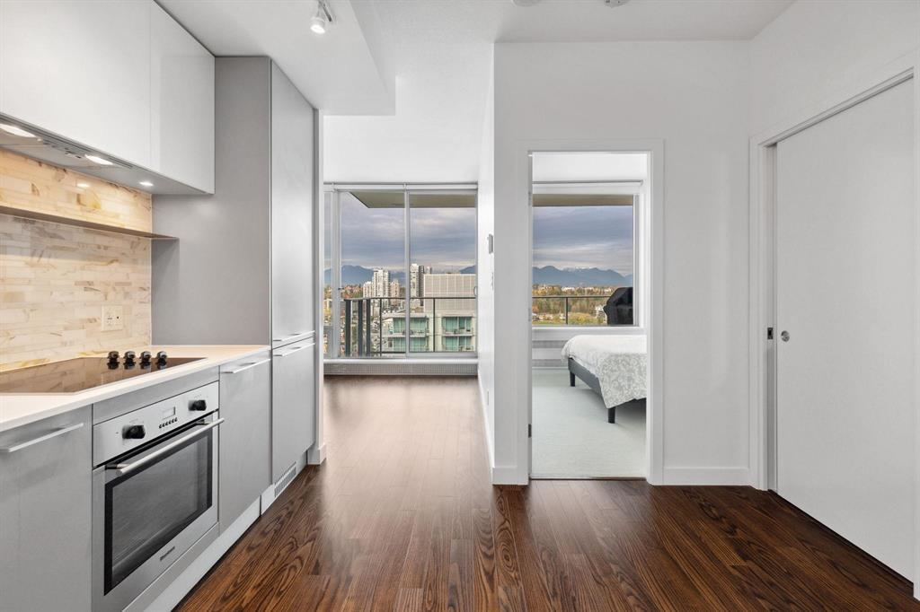 3003-8131 Nunavut Lane, Vancouver, BC, V5X 0E2