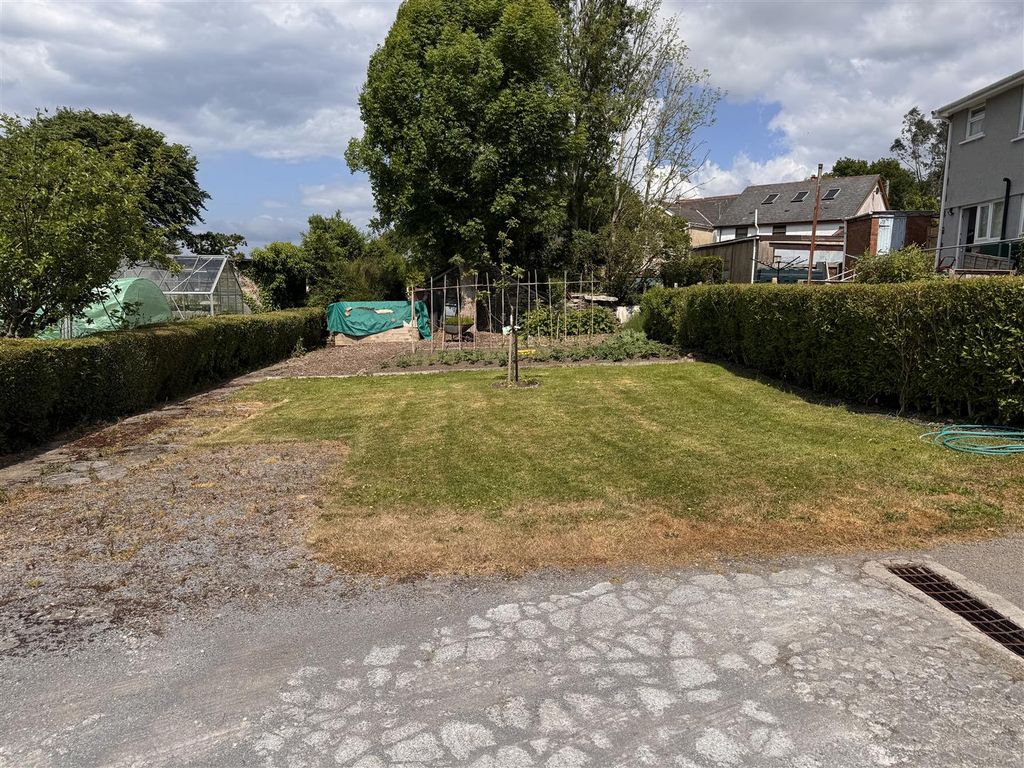 Additional image 14 of 3 bed detached bungalow for saleHeol Y Garn, Garnswllt, Ammanford SA18