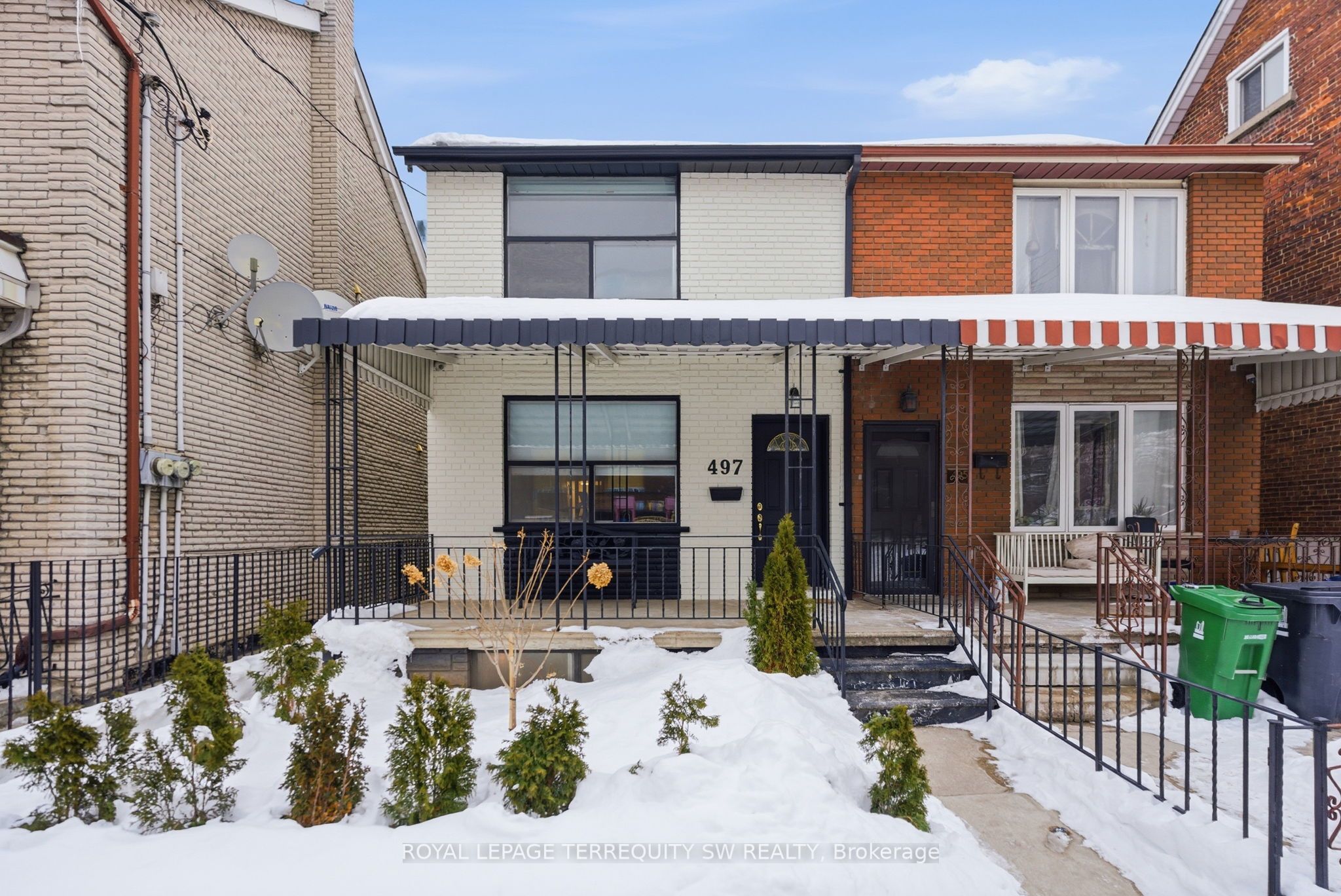 Bsmt-497 Ossington Avenue, Toronto, ON, M6G 3T3