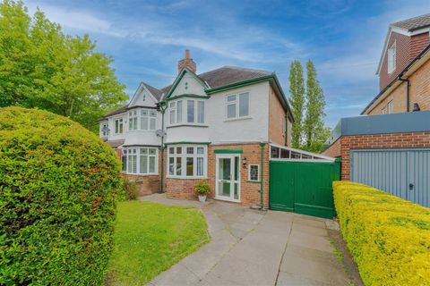 Moor Green Lane, Moseley, Birmingham B13