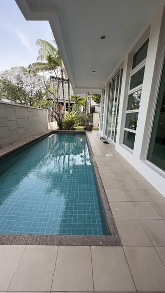 47 Namly Crescent photo 2