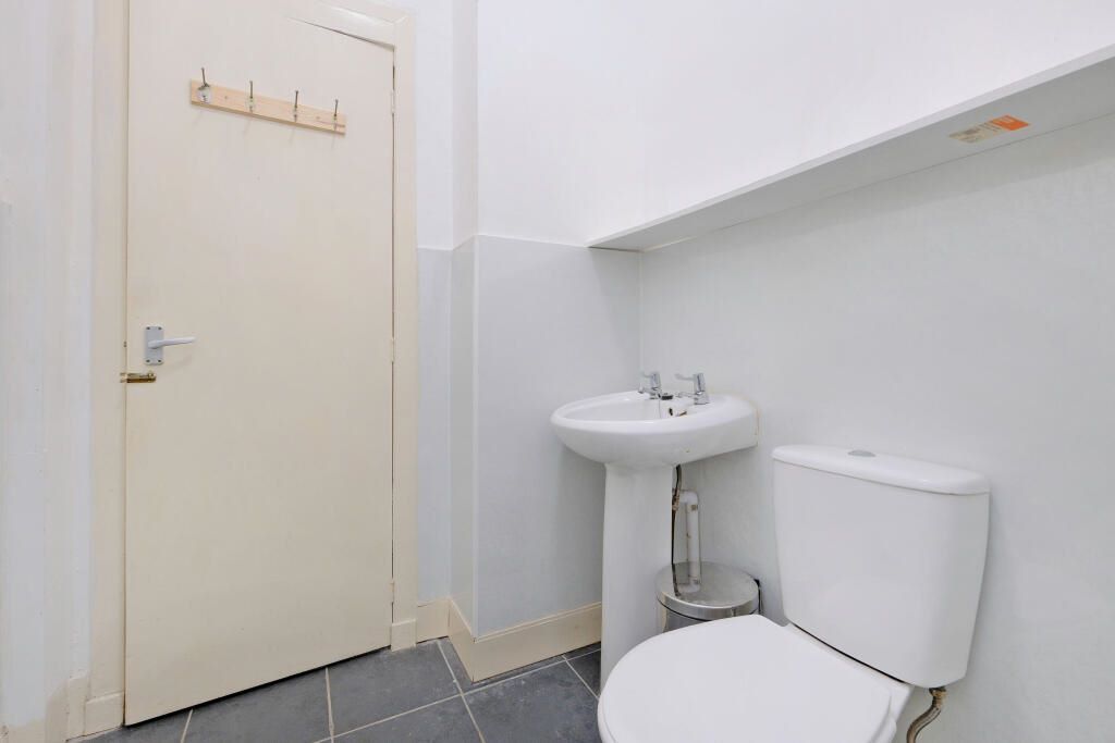 Additional image 5 of 1 bed flat for sale5D Victoria Street, Inverurie, Aberdeenshire AB51