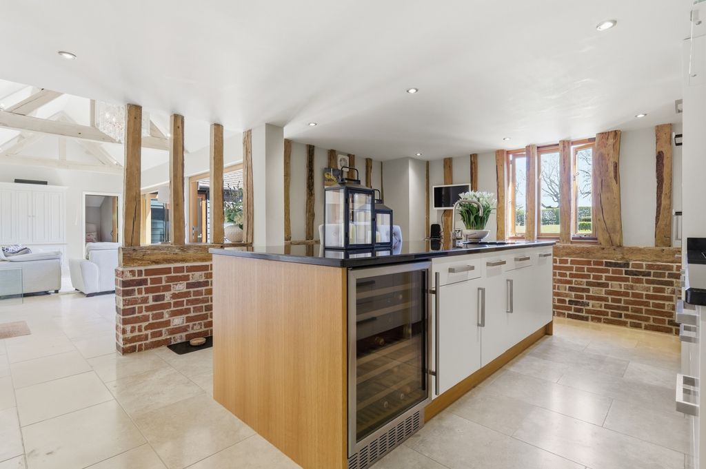 Additional image 7 of 4 bed detached house for saleCoxes Farm Road, Billericay CM11