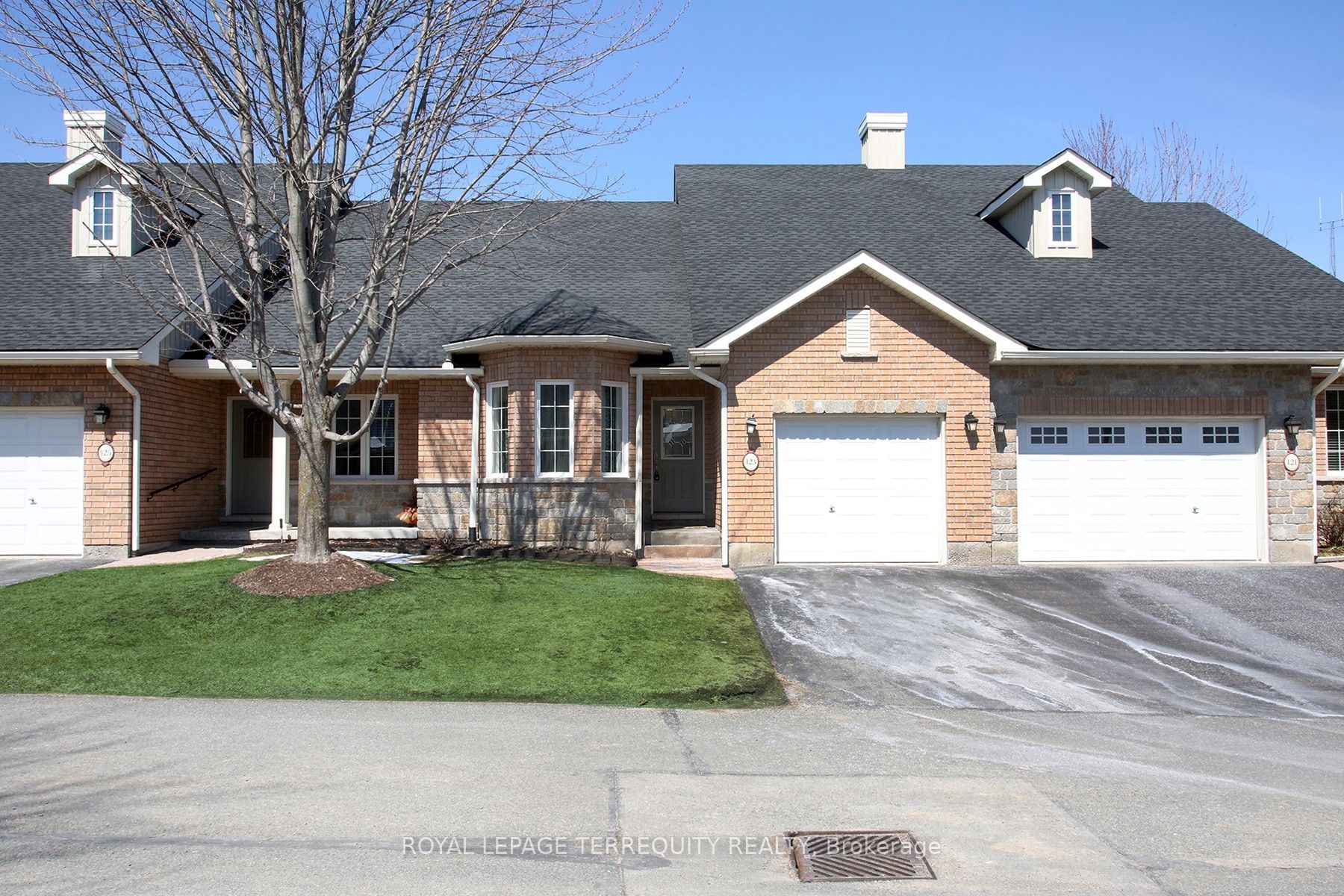 69-123 Village Crescent, Peterborough, ON, K9J 0A9