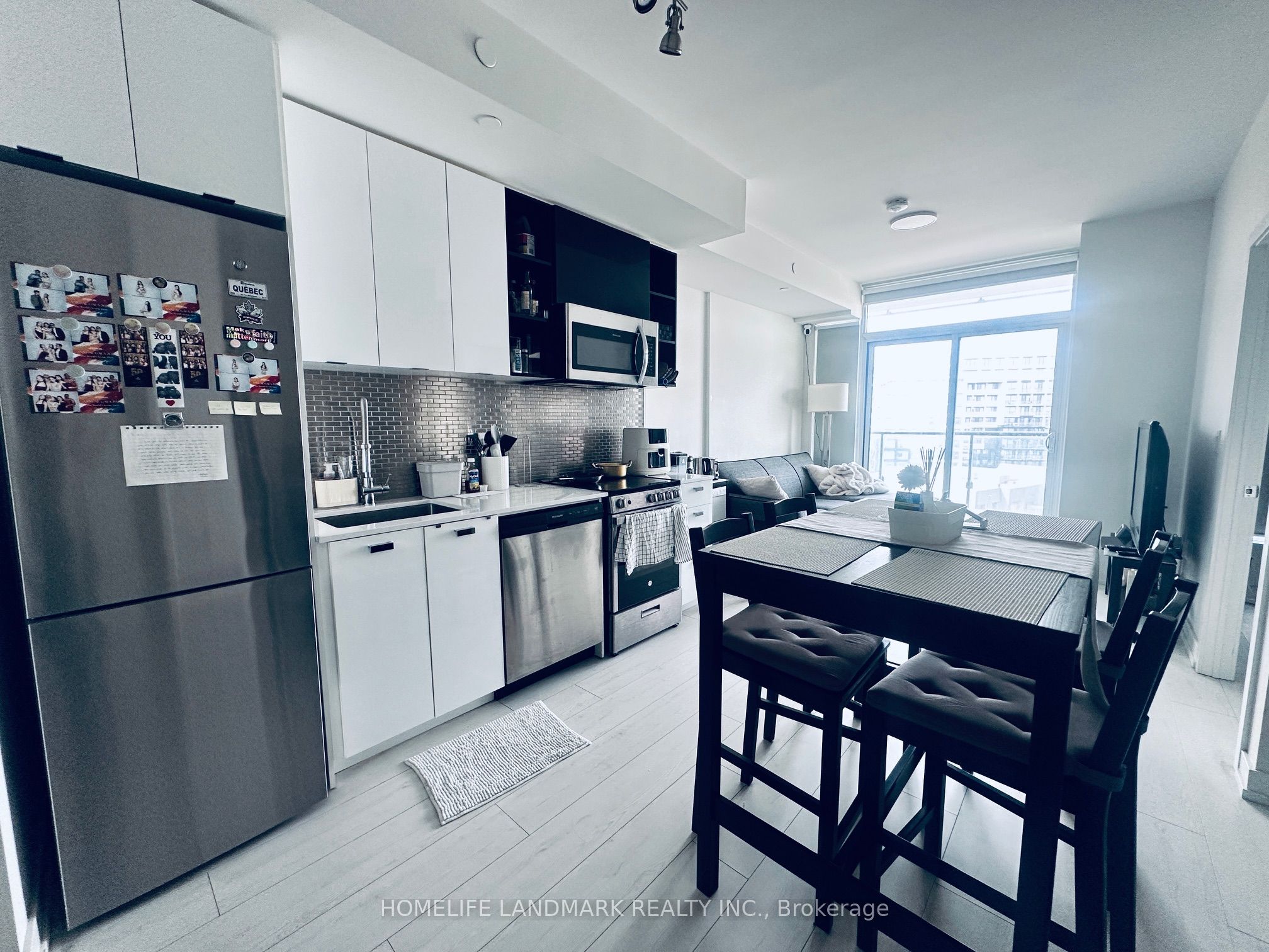 Additional image 4 of 1103-10 De Boers Drive, Toronto, ON, M3J 0L6