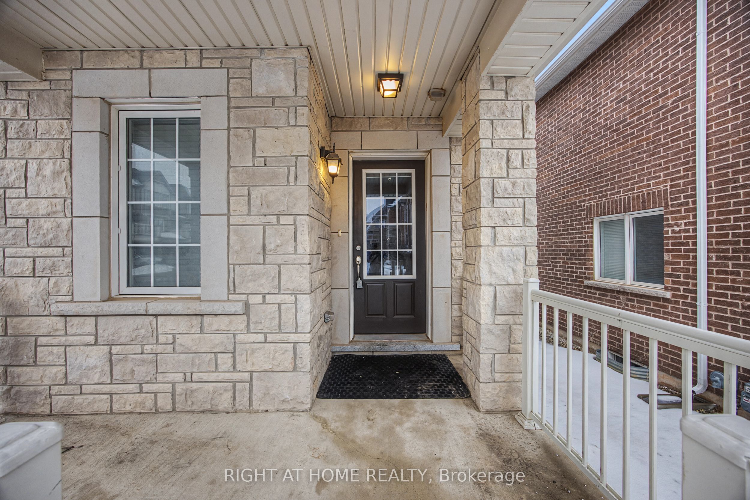 1235 Mulroney Heights, Milton, ON, L9E 1G1 photo 4