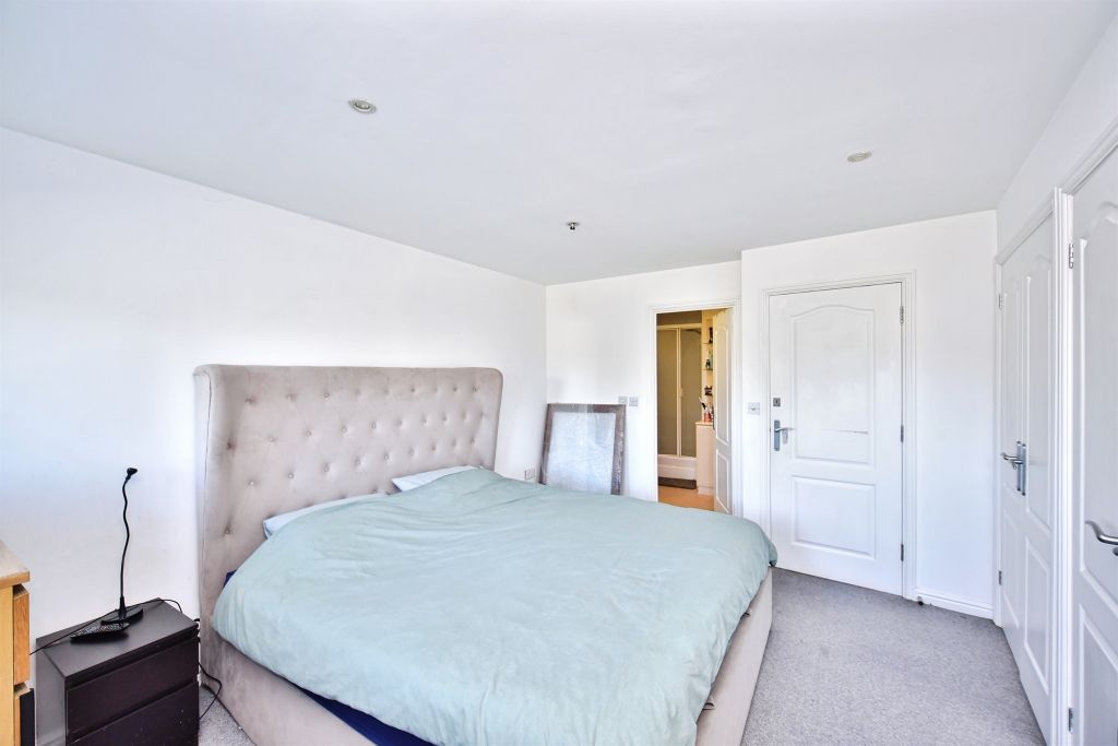 Additional image 16 of 4 bed property for saleMedway Court, Aylesford ME20