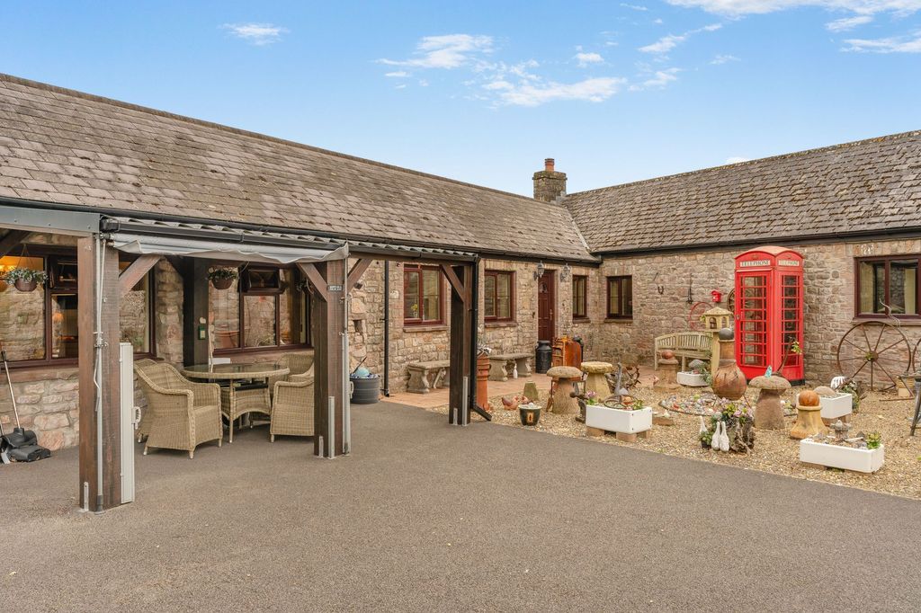Additional image 17 of 3 bed barn conversion for saleCaerwent, Caldicot NP26