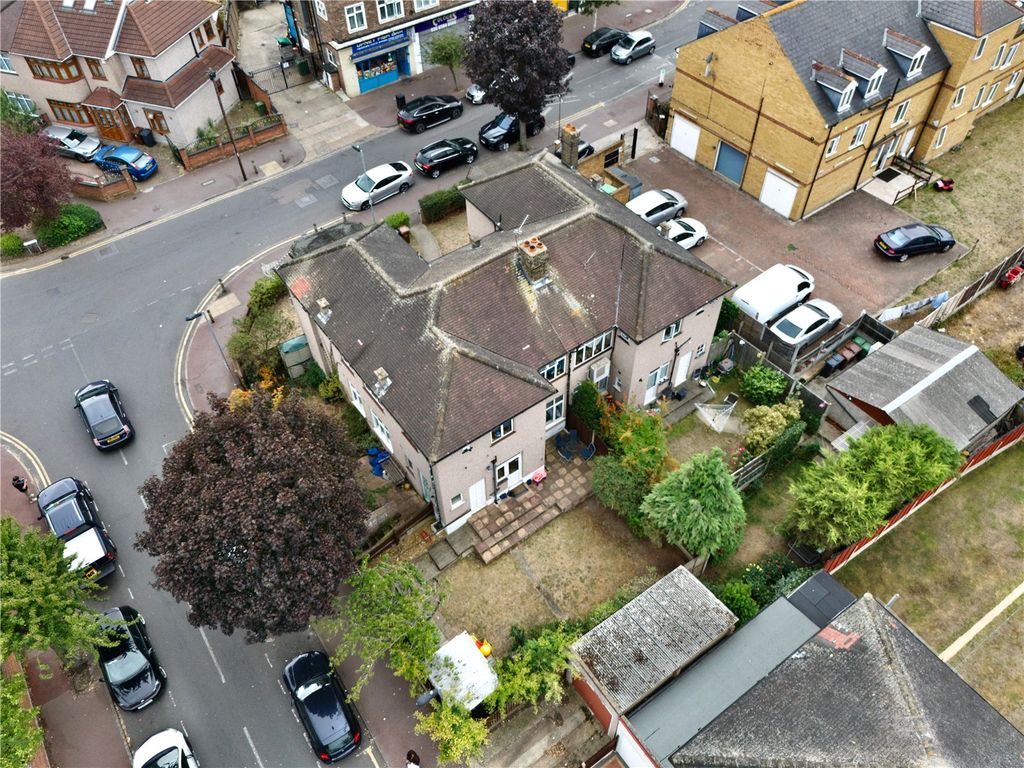 Additional image 13 of 2 bed flat for saleThe Drive, Barking IG11