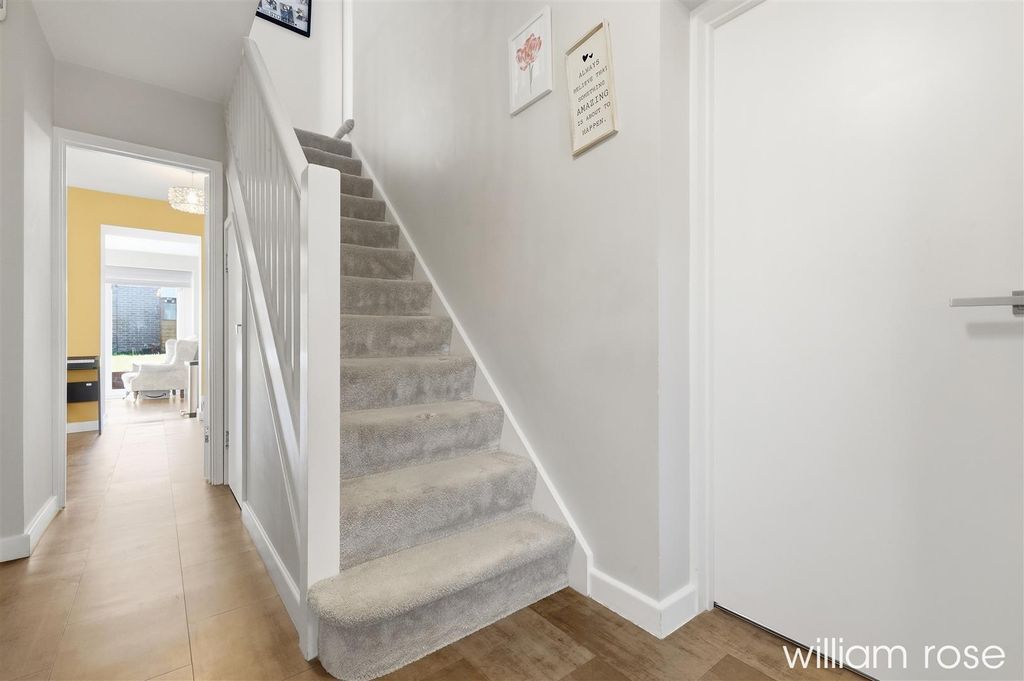 Additional image 17 of 4 bed semi-detached house for saleWestbury Lane, Buckhurst Hill IG9