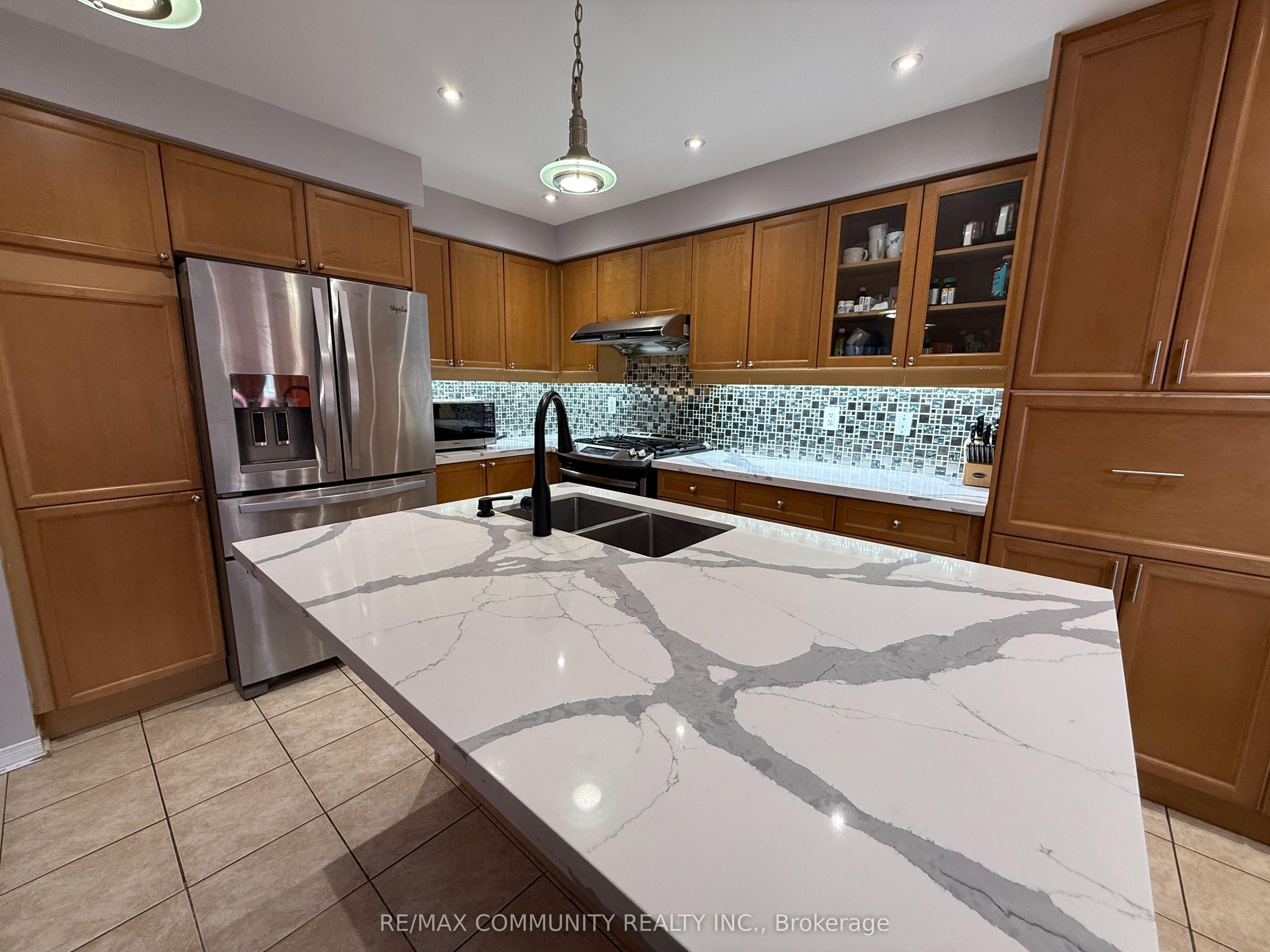 Additional image 2 of B1-11 Barden Crescent, Ajax, ON, L1Z 2A8