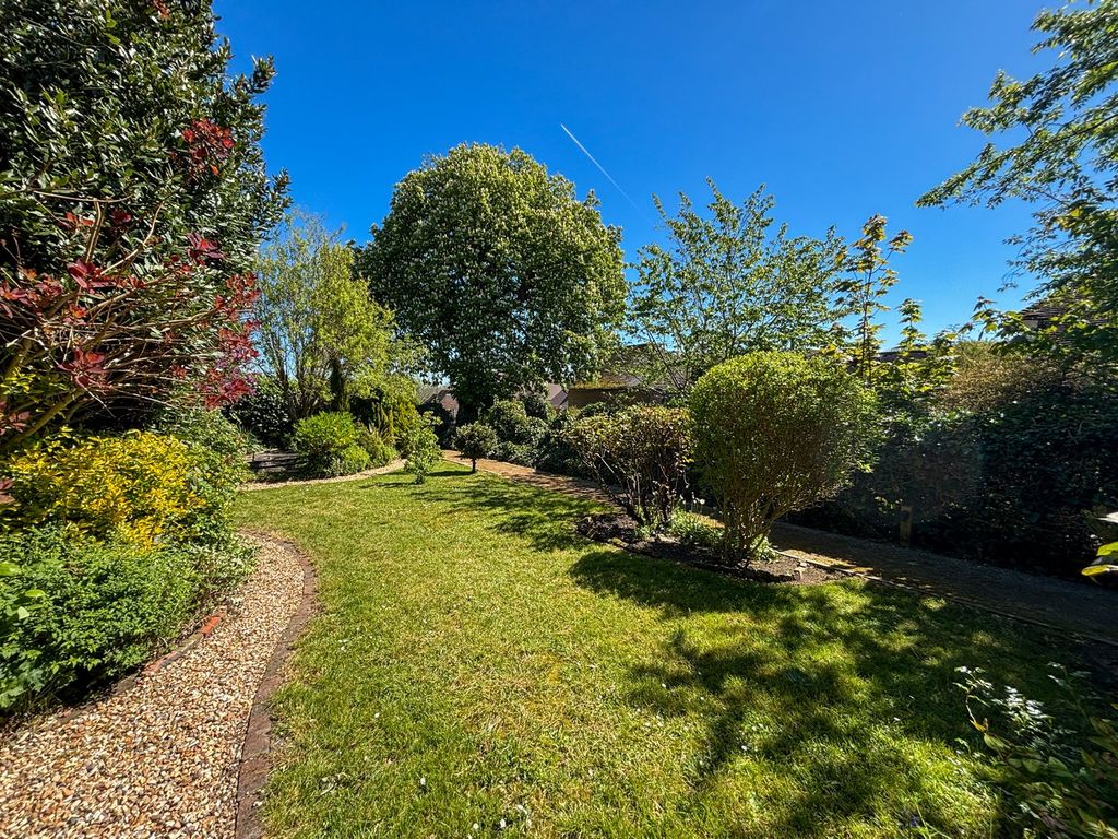 Additional image 2 of 3 bed detached house for saleHigh Street, Battle TN33