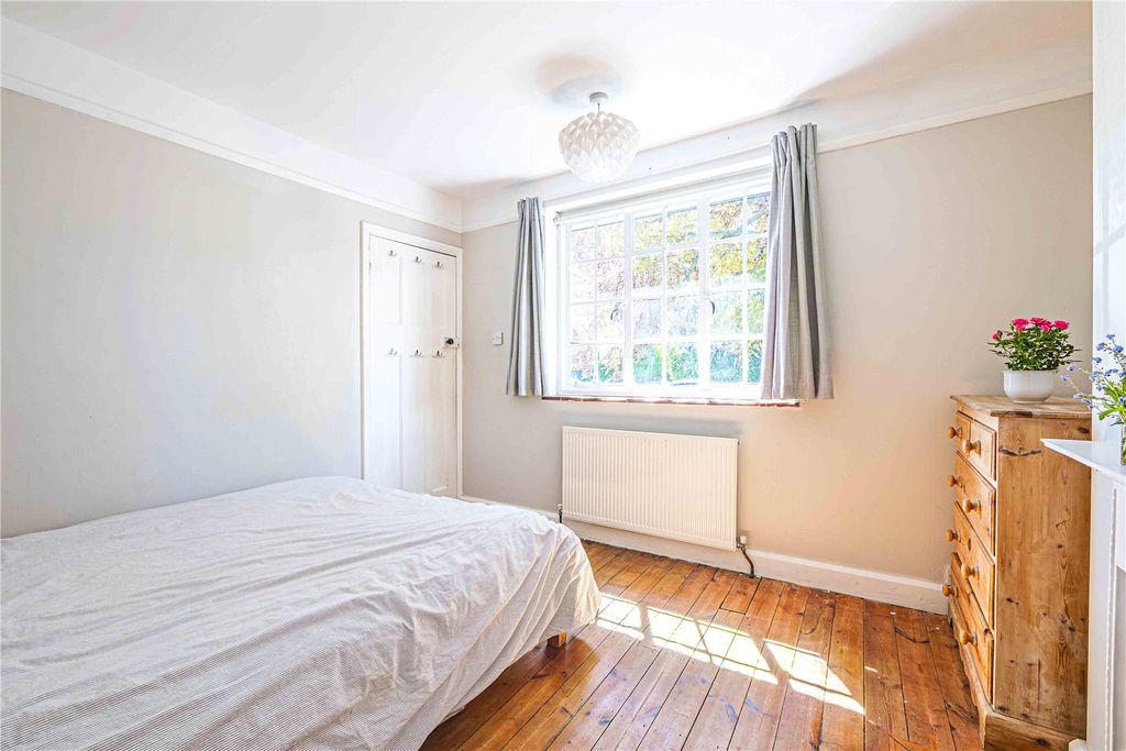 Additional image 14 of 5 bed semi-detached house for saleShrublands Road, Berkhamsted, Hertfordshire HP4