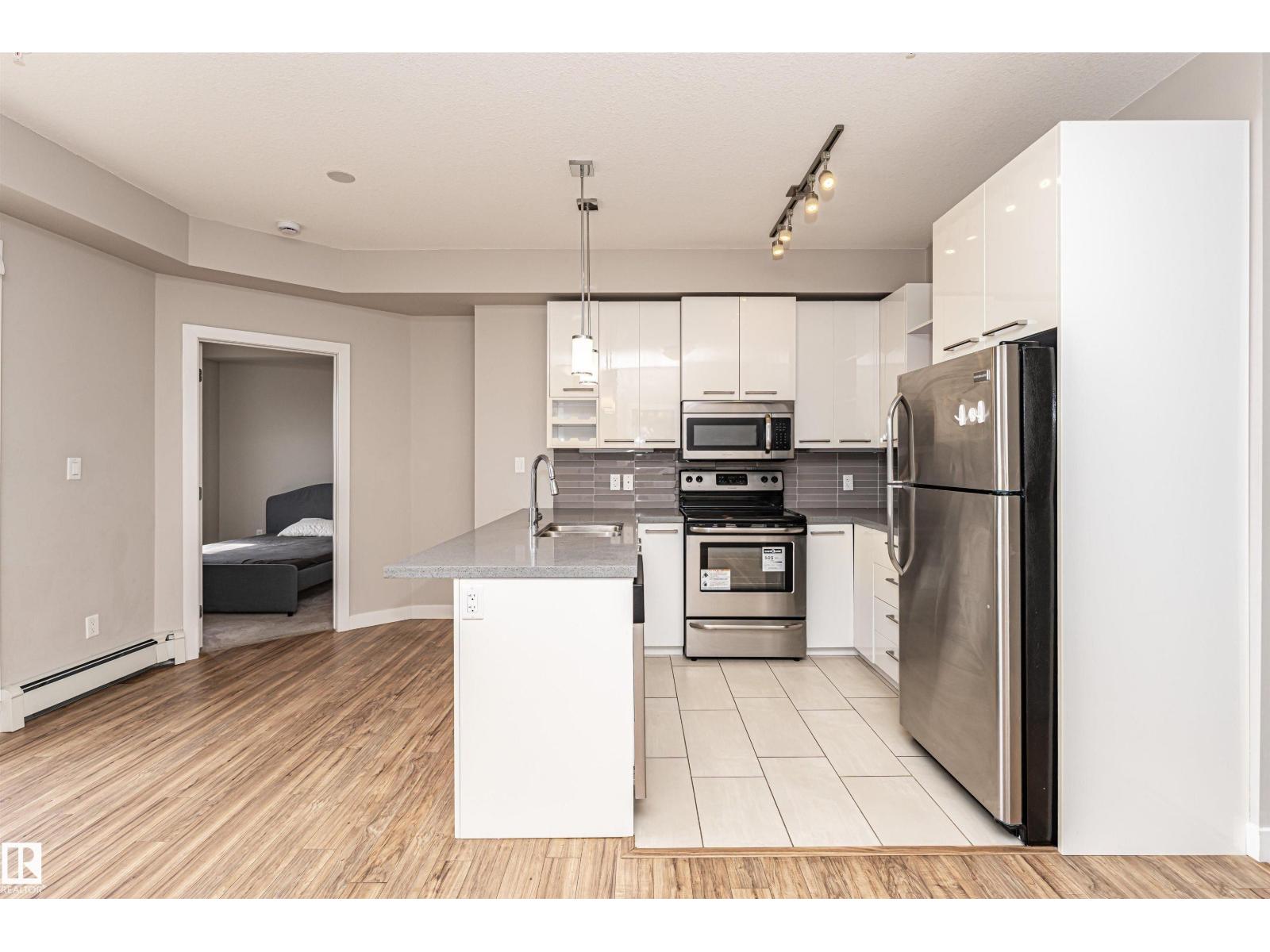 Additional image 5 of 313-10418 81 Avenue NW, Edmonton, AB, T6E1X5