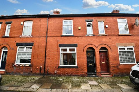 Norbury Avenue, Salford M6