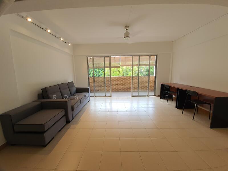 104 Clementi Street 14 photo 2