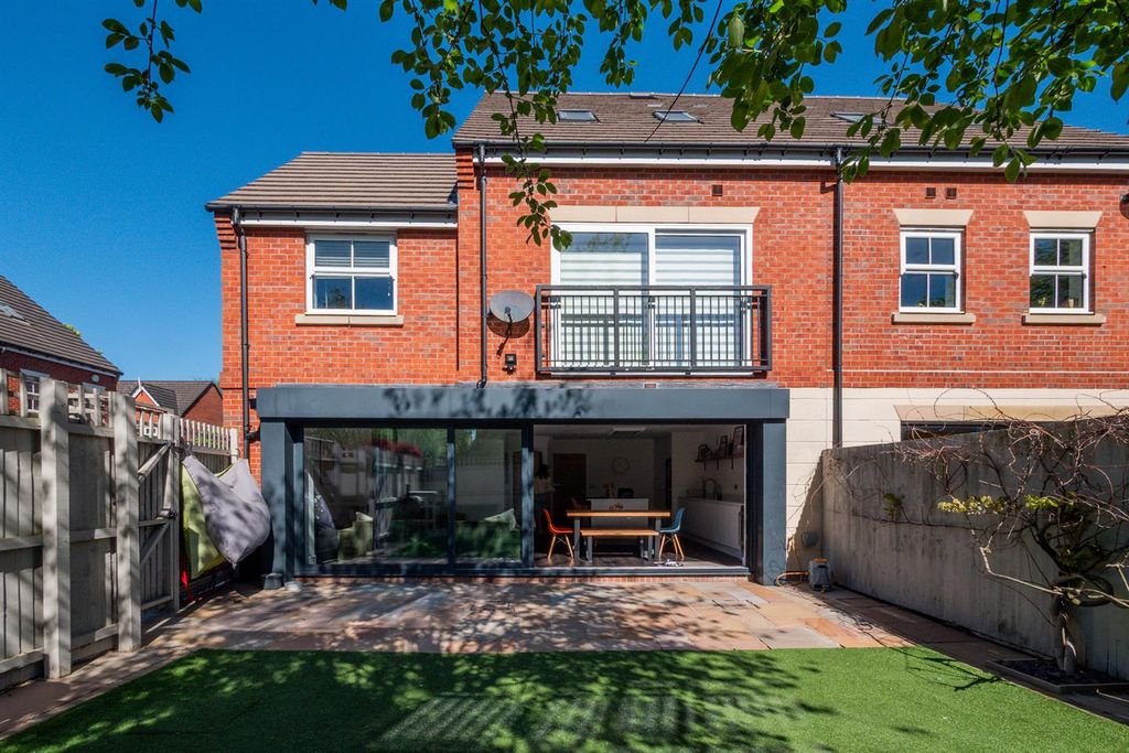 Additional image 30 of 4 bed semi-detached house for saleAlbert Place, Altrincham WA14