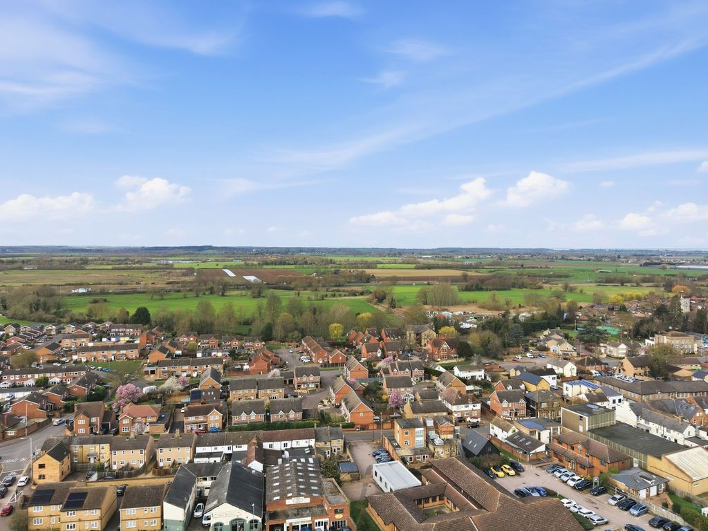 Additional image 17 of 3 bed property for saleSaffron Road, Biggleswade SG18