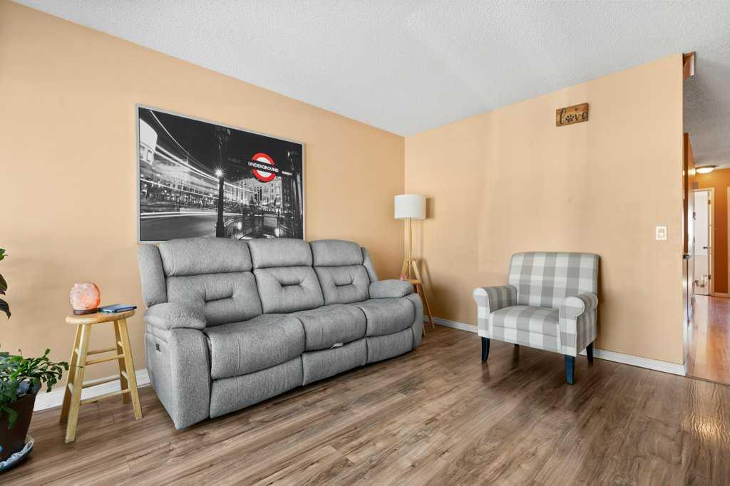 Additional image 6 of 113 Ranch Glen Place NW, Calgary, AB, T3G 1E9