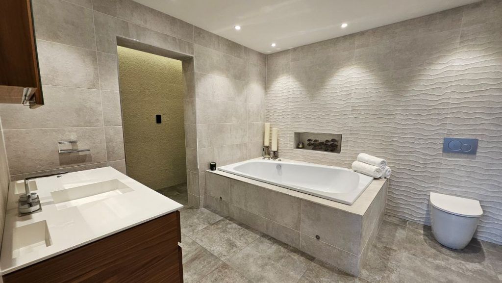 Additional image 50 of 5 bed detached house for sale19 Lostock Junction Lane, Lostock, Bolton BL6