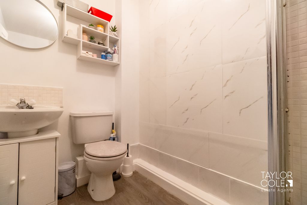 Additional image 9 of 2 bed flat for salePeel Drive, Wilnecote, Tamworth B77