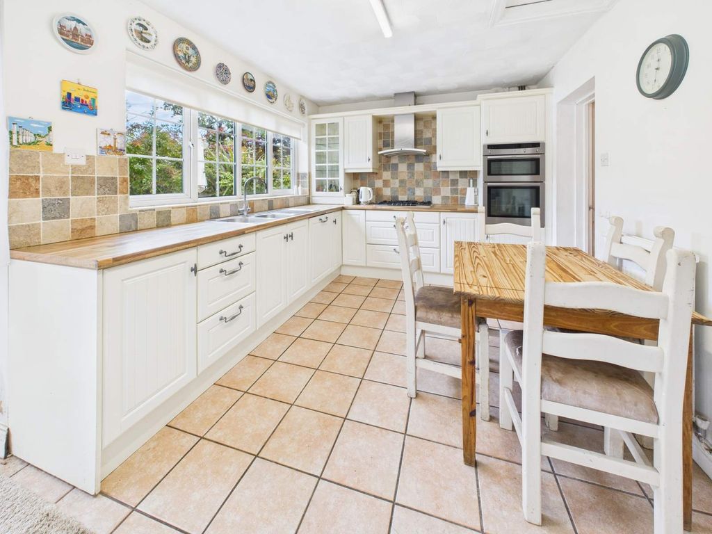 Additional image 14 of 3 bed semi-detached house for saleThornhill Road, Rhiwbina, Cardiff. CF14