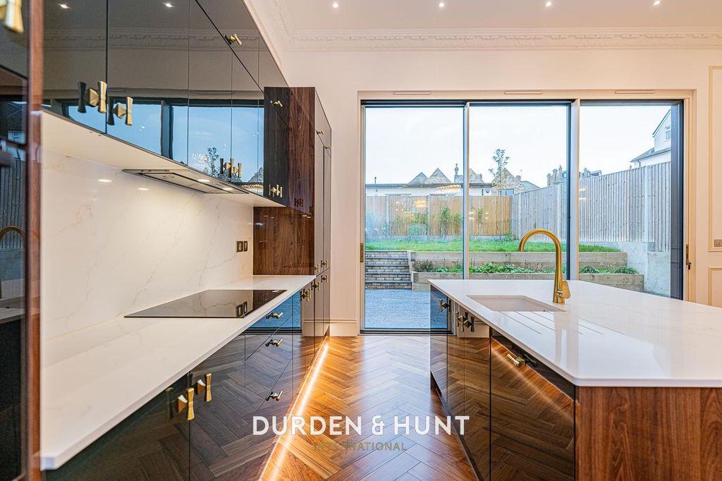 Additional image 7 of 5 bed semi-detached house for salePalmerston Road, Buckhurst Hill IG9