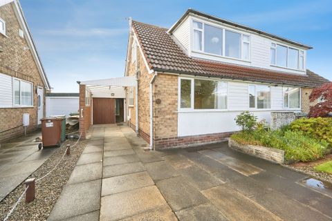 Cookridge Avenue, Leeds LS16