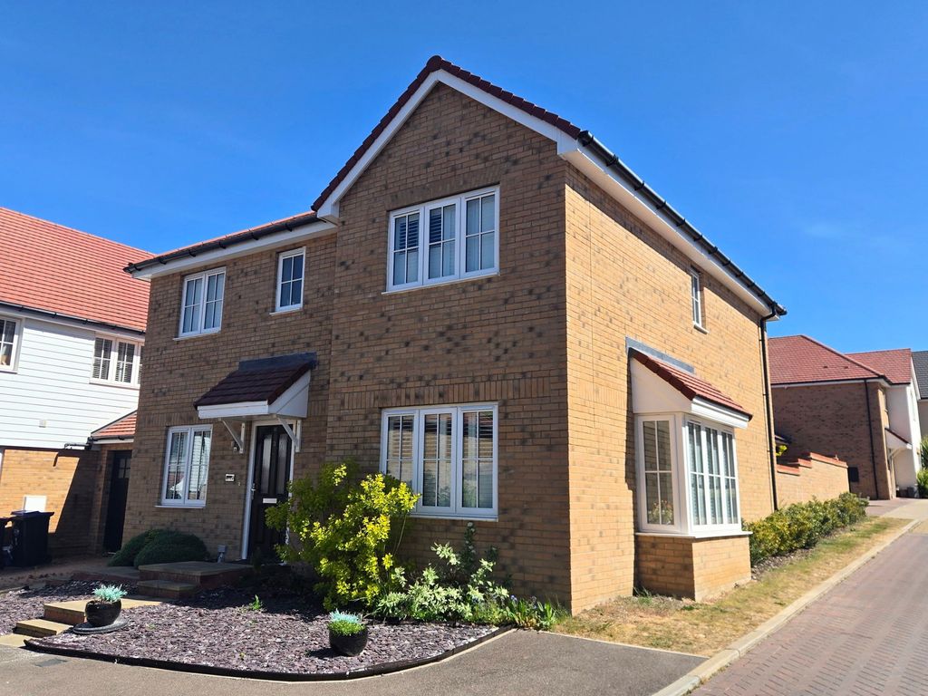 4 bed detached house for saleAbrahams Drive, Buntingford SG9