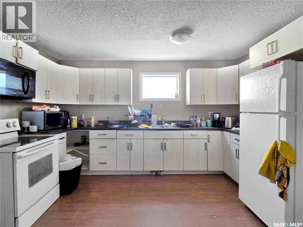 Additional image 6 of 312 E Avenue S, Saskatoon, SK, S7M1S1