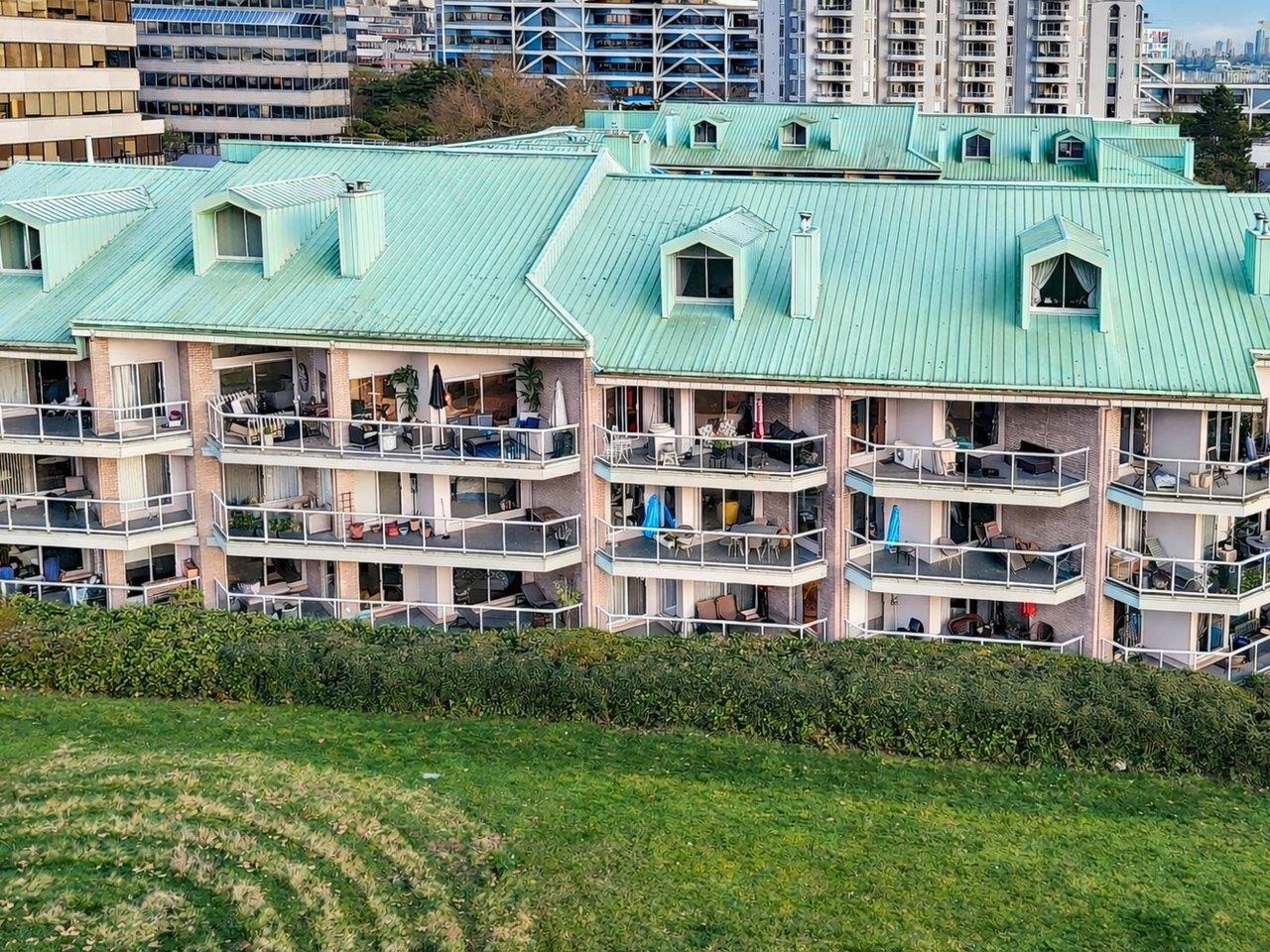 Additional image 4 of 1306-33 Chesterfield Place, North Vancouver, BC, V7M 3K4