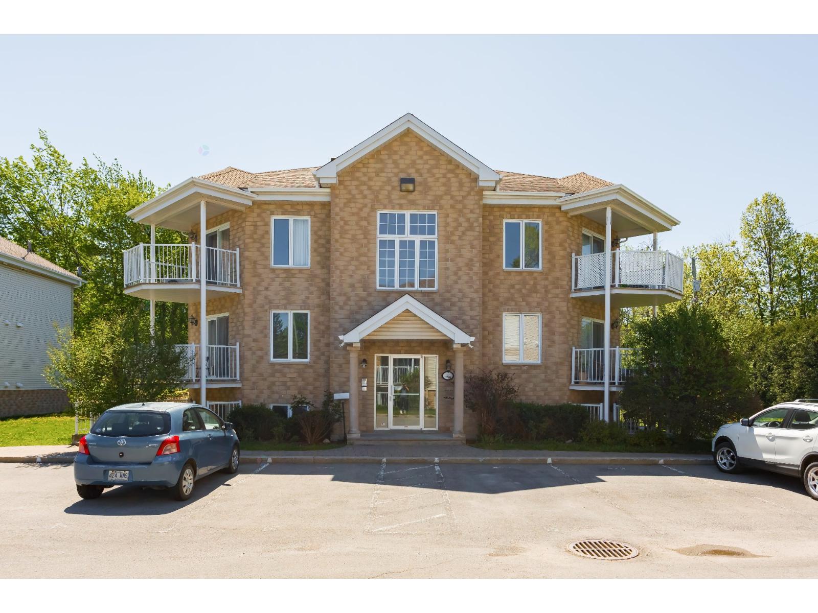 472 Rue Valois