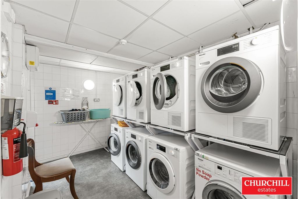 Additional image 17 of 2 bed flat for saleSt James Gate, Palmerston Road, Buckhurst Hill IG9