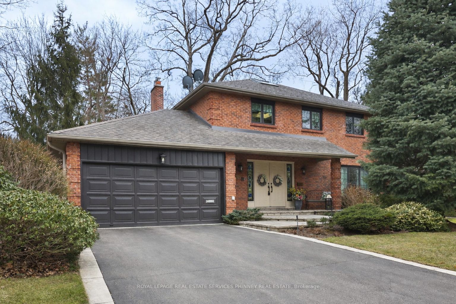 1048 Veroli Court, Mississauga, ON, L5H 4B9