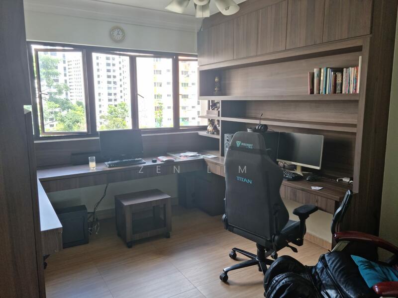 660 Hougang Avenue 8 photo 3